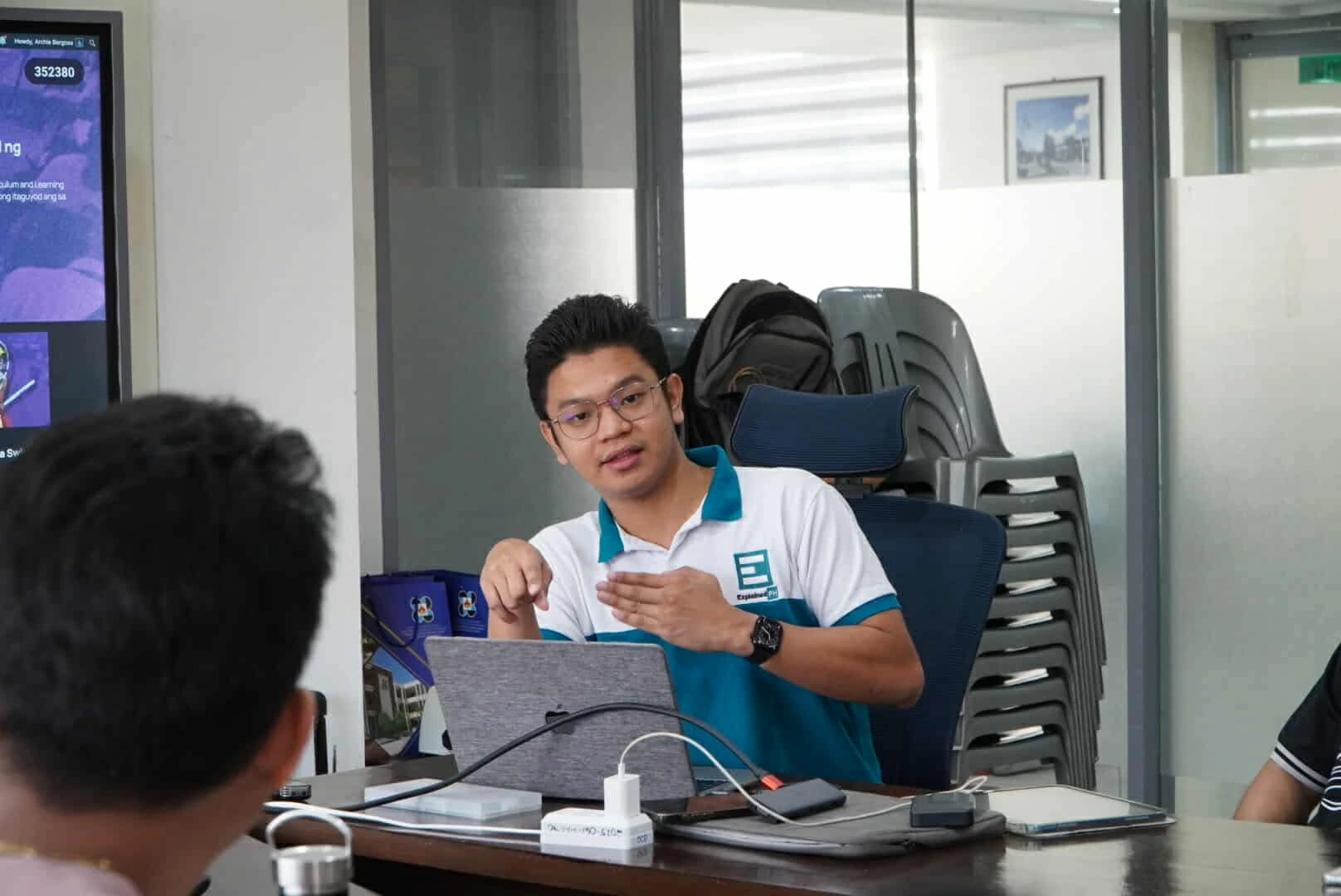 Champion Truth & Facts - Be part of a movement that values integrity and responsible journalism